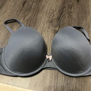 Victoria’s Secret bra